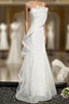 Sparkling White Sleeveless Off Shoulder Ball Dresses With White Thin Shoulder Straps Backless Straps And Floor Length Ruffled Edge For Formal Dressesing