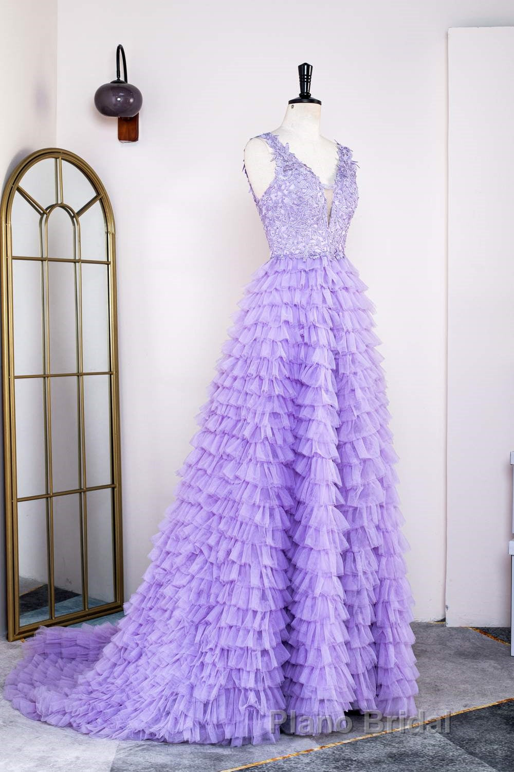 Lavender Plunging V Neck Appliques Layers Long Formal Prom Dresses with Slit Secondary image