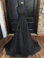 A-Line/Princess V-neck Sweep Train Tulle Evening Dresses With Appliques Lace
