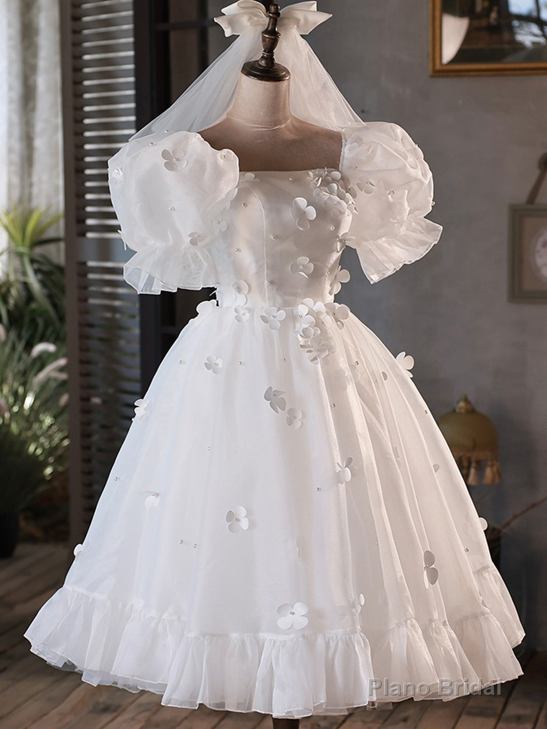 White Tulle Short A-Line Prom Dress, Cute Puff Sleeve Party Dress Main image
