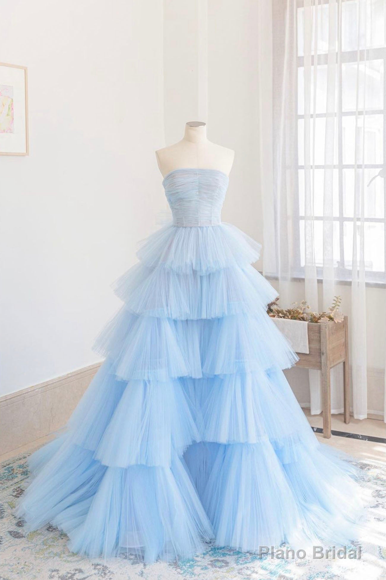 Blue Layers Tulle Long Prom Dresses, A-Line Strapless Evening Dresses Main image