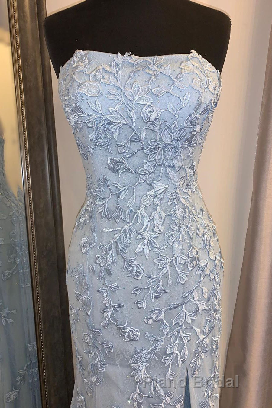 Elegant Strapless Mermaid Sky Blue Long Lace Formal Prom Dresses with Slit