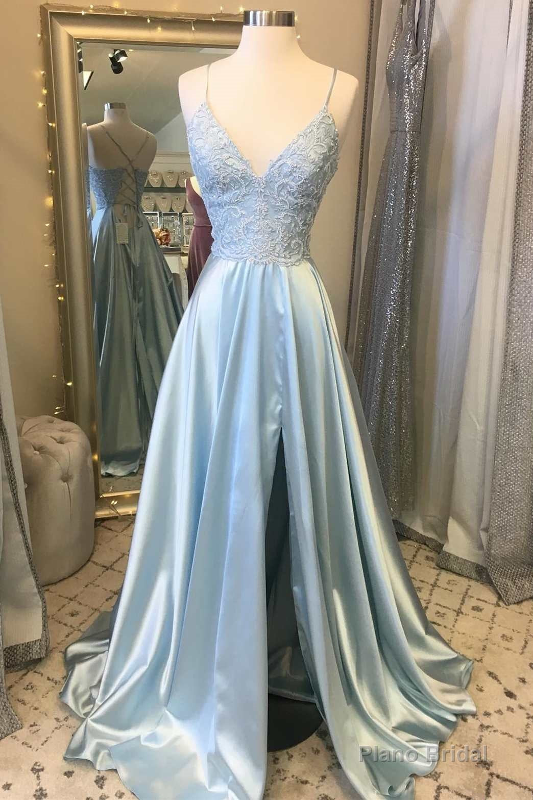 Light Blue Lace Lace-Up Back A-Line Prom Dress with Slit Main image