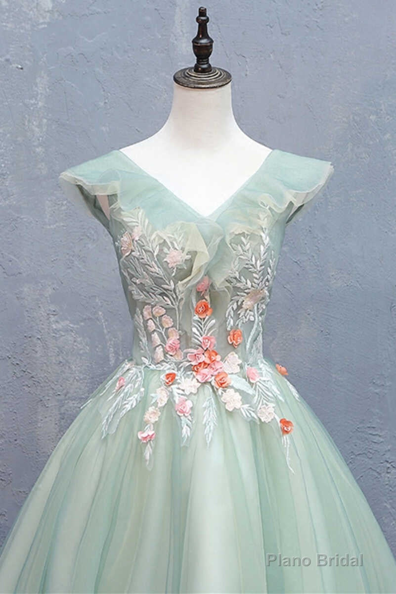 Light Green Appliques V-Neck A-Line Short Homecoming Dress Secondary image