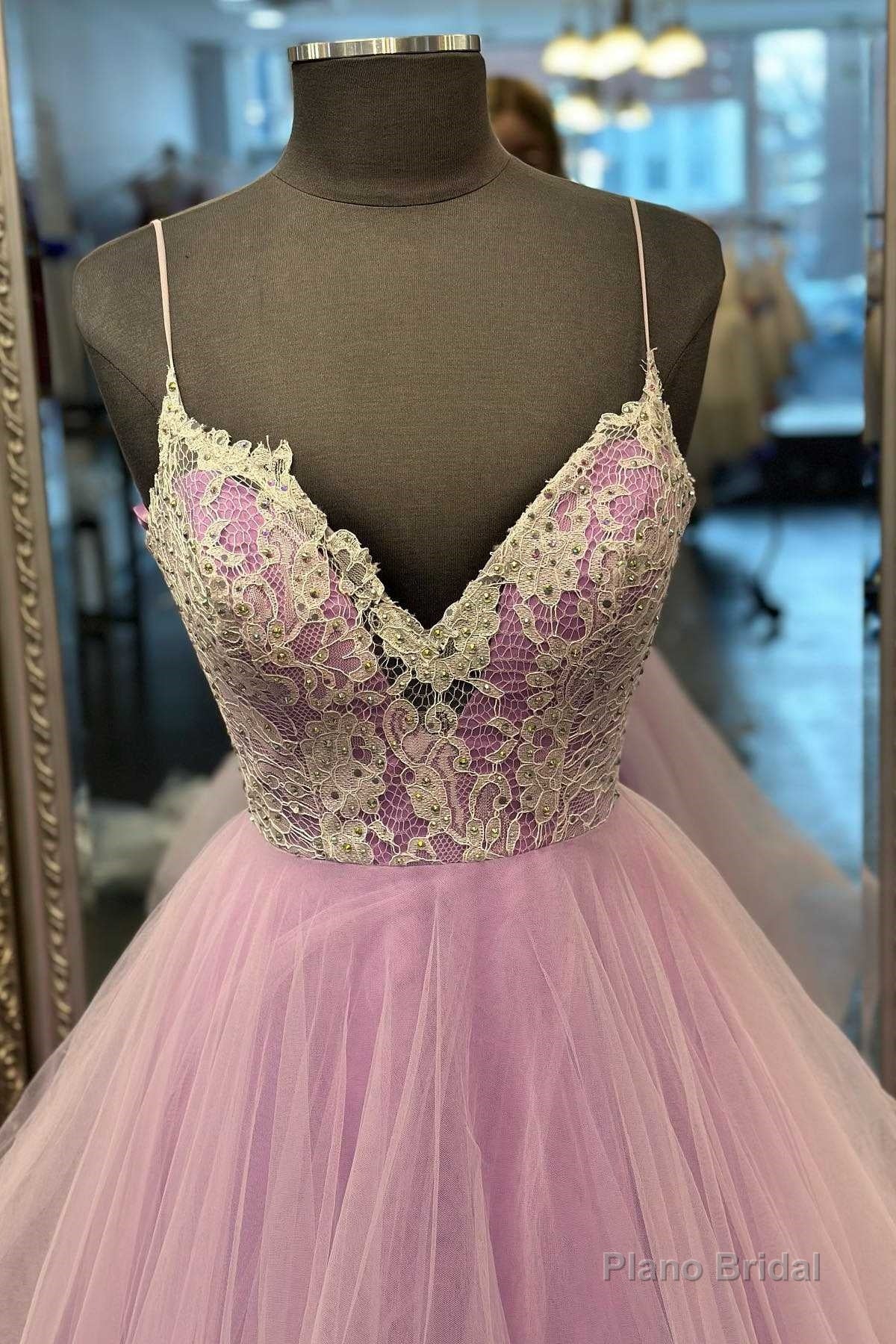Lilac Tulle Lace V-Neck Tiered Layers A-Line Prom Dress Secondary image