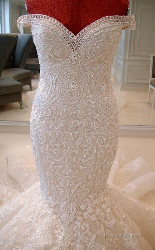 Mermaid Satin Off Shoulder Chapel Train Wedding Dresses Secondary image