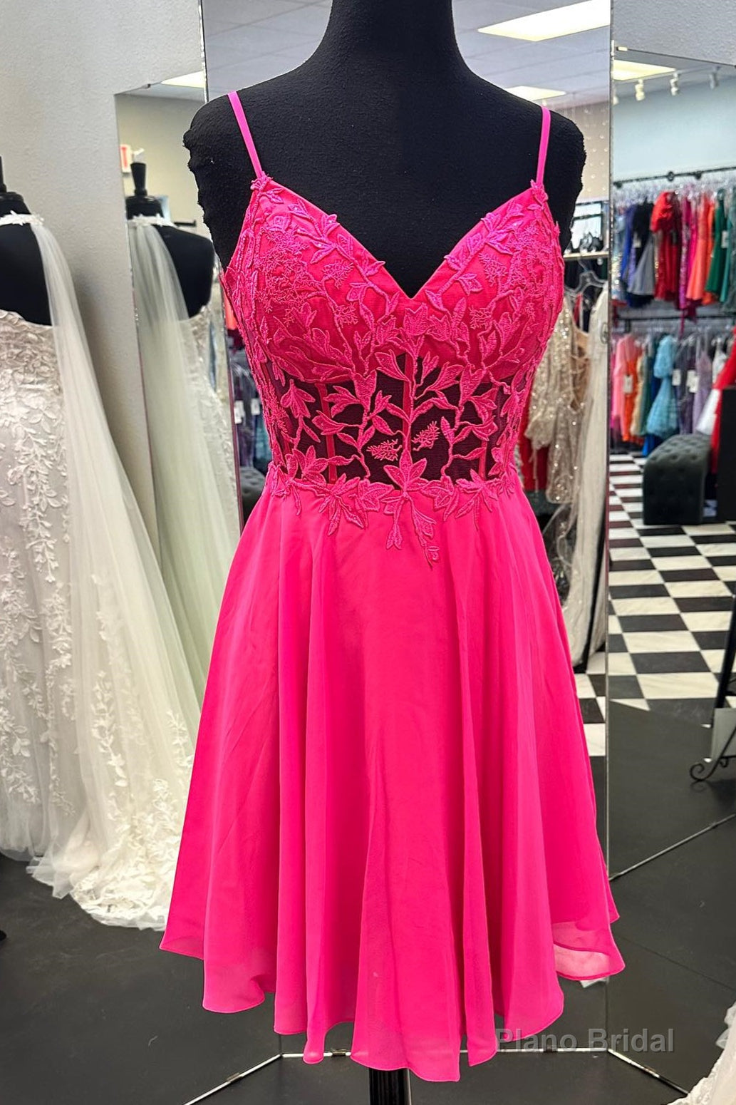 Fuchsia Appliques A-line Straps Chiffon Homecoming Dress Main image