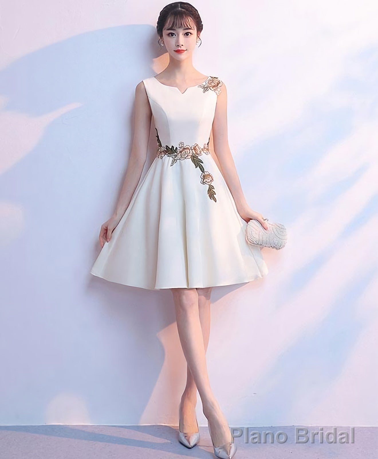 Simple White Satin Applique Short Prom Dress Cute Homecoming Dress Main image