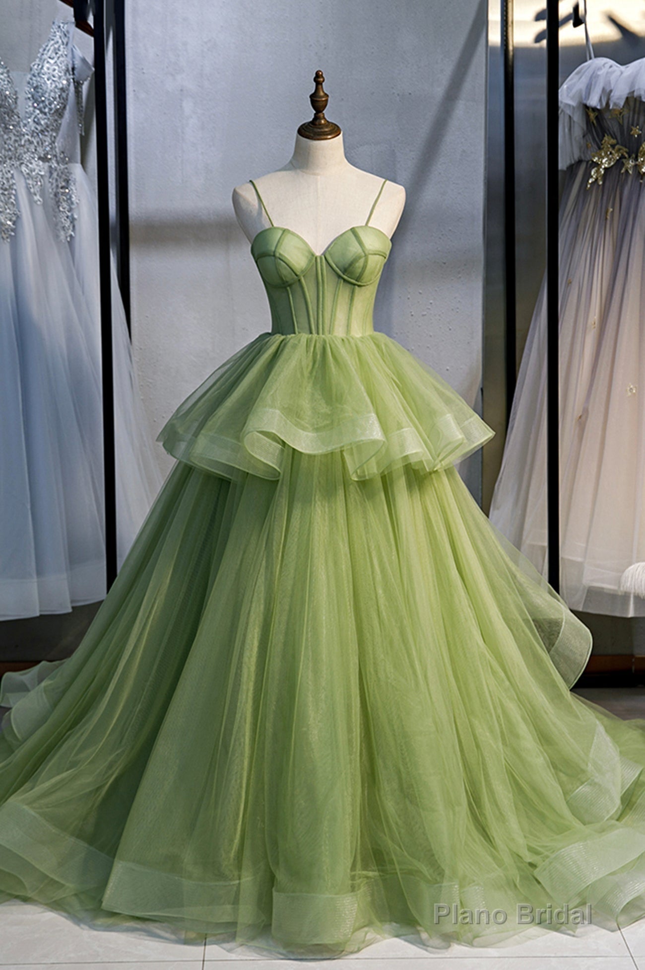 Green Tulle Long Prom Dresses, A-Line Evening Dresses with Train Main image