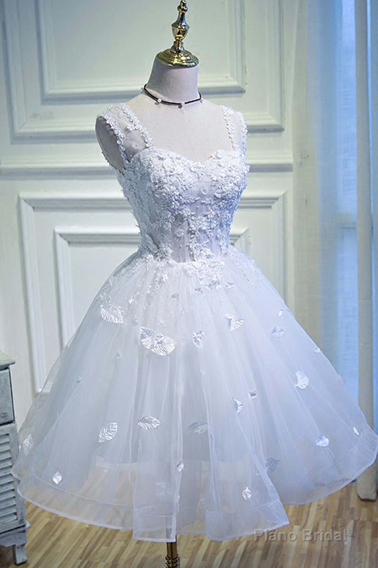 White Lace Short Prom Dress, White Mini Evening Party Dress Secondary image