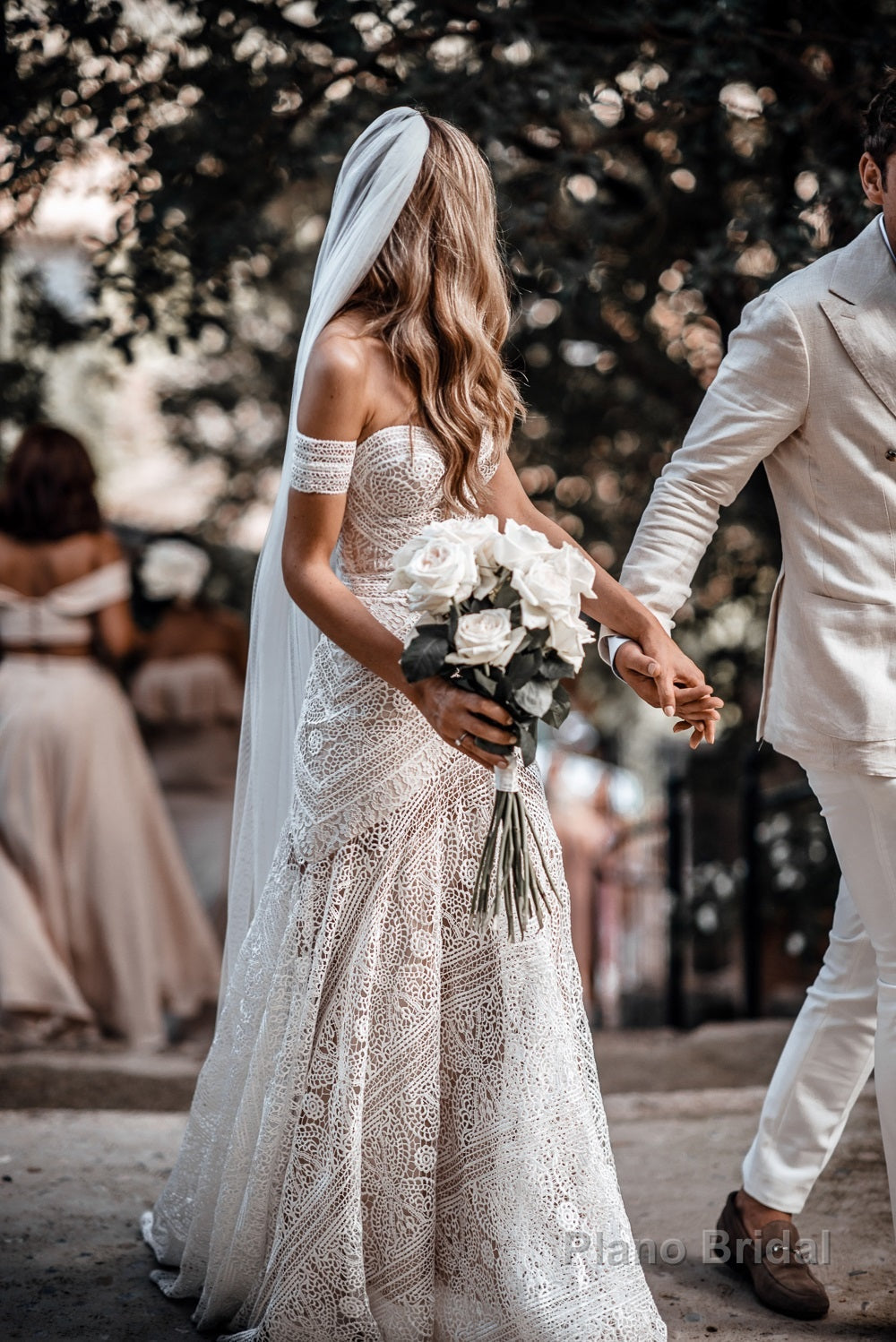 Gorgeous Sweetheart Low Back Lace Wedding Dresses Long Bridal Dress Main image