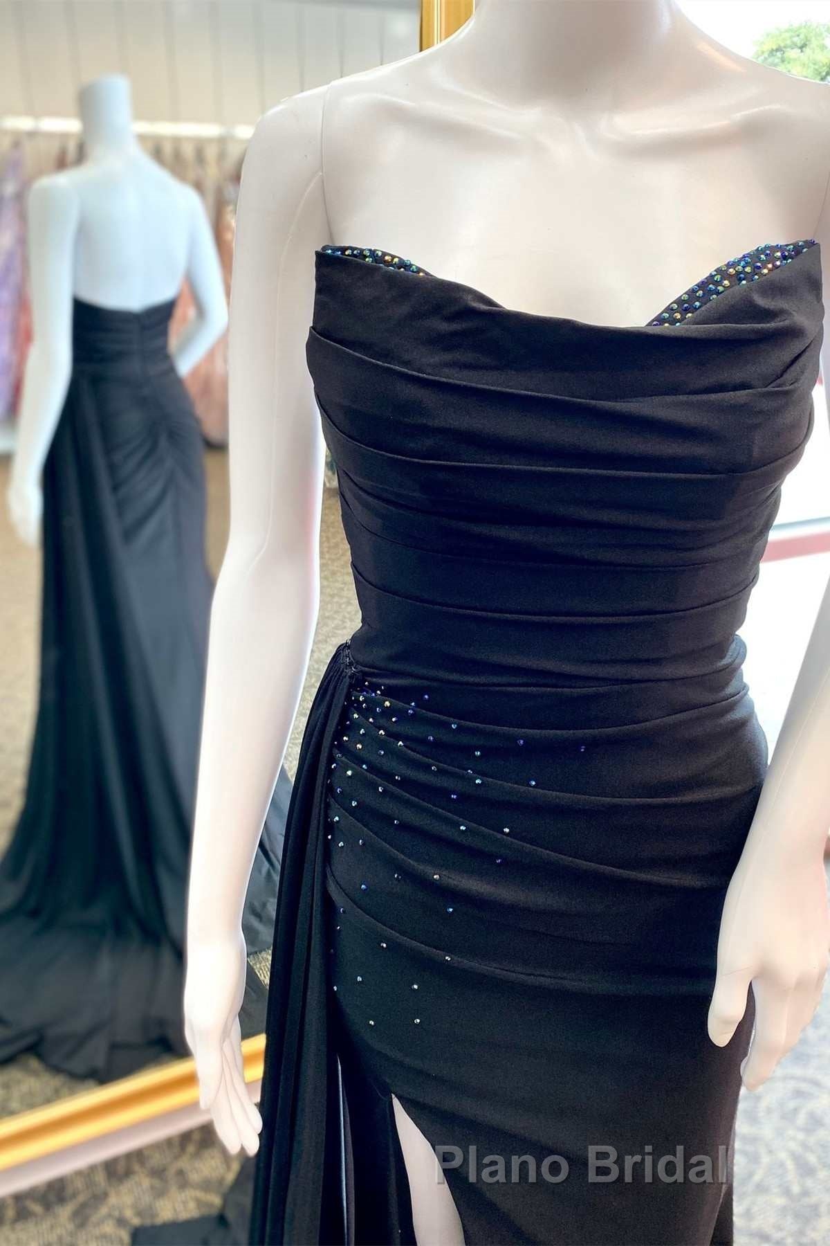 Red Beaded Strapless Mermaid Long Dresses with Attached Train Secondary image