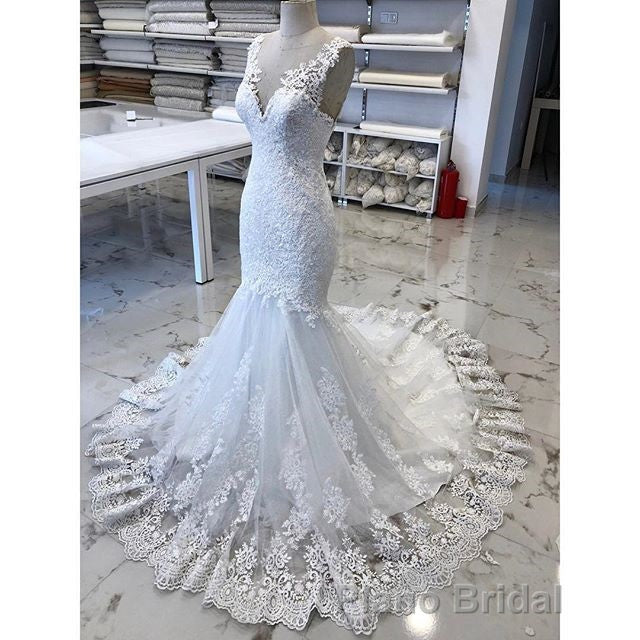 Luxury V Neck Lace Tulle Mermaid Wedding Dresses with Appliques Secondary image