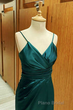 Hunter Green Satin Spaghetti Straps Short Bridesmaid Dresses