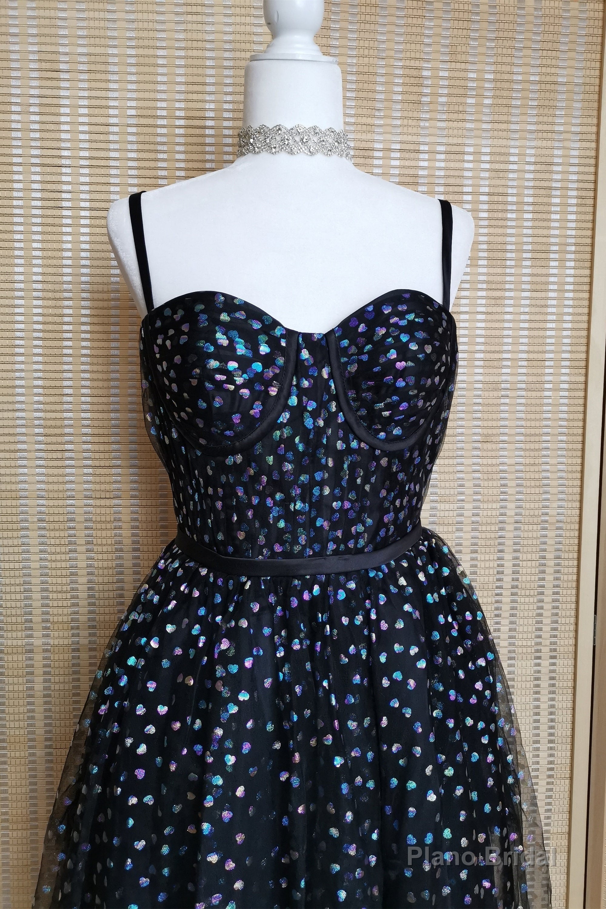 Black A-line Lace-Up Iridescent Prints Tulle Homecoming Dress Secondary image