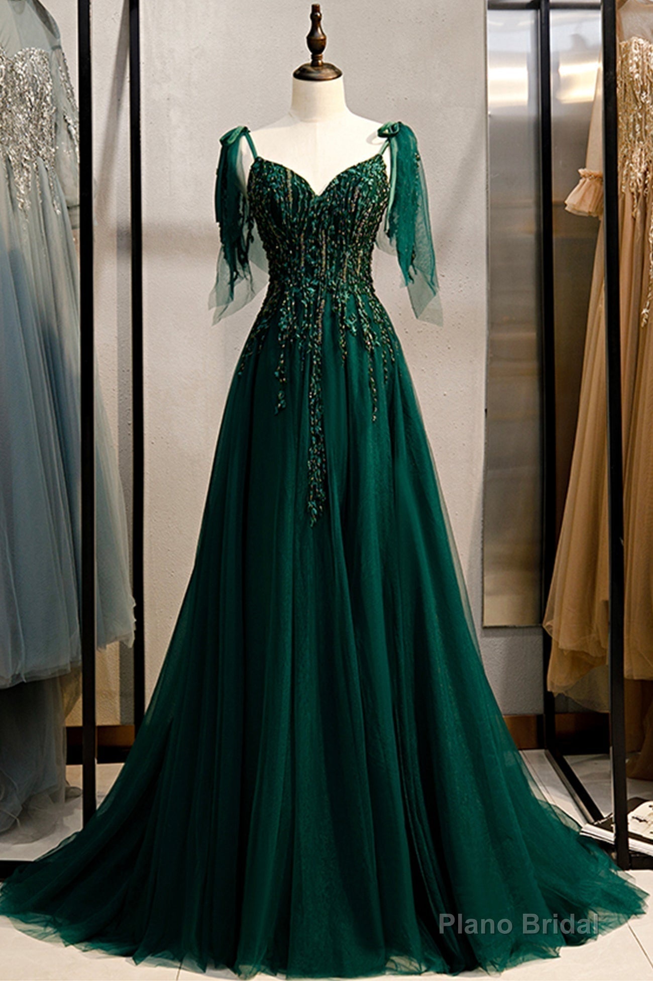 Green V-Neck Lace Long Prom Dresses, A-Line Evening Dresses Main image