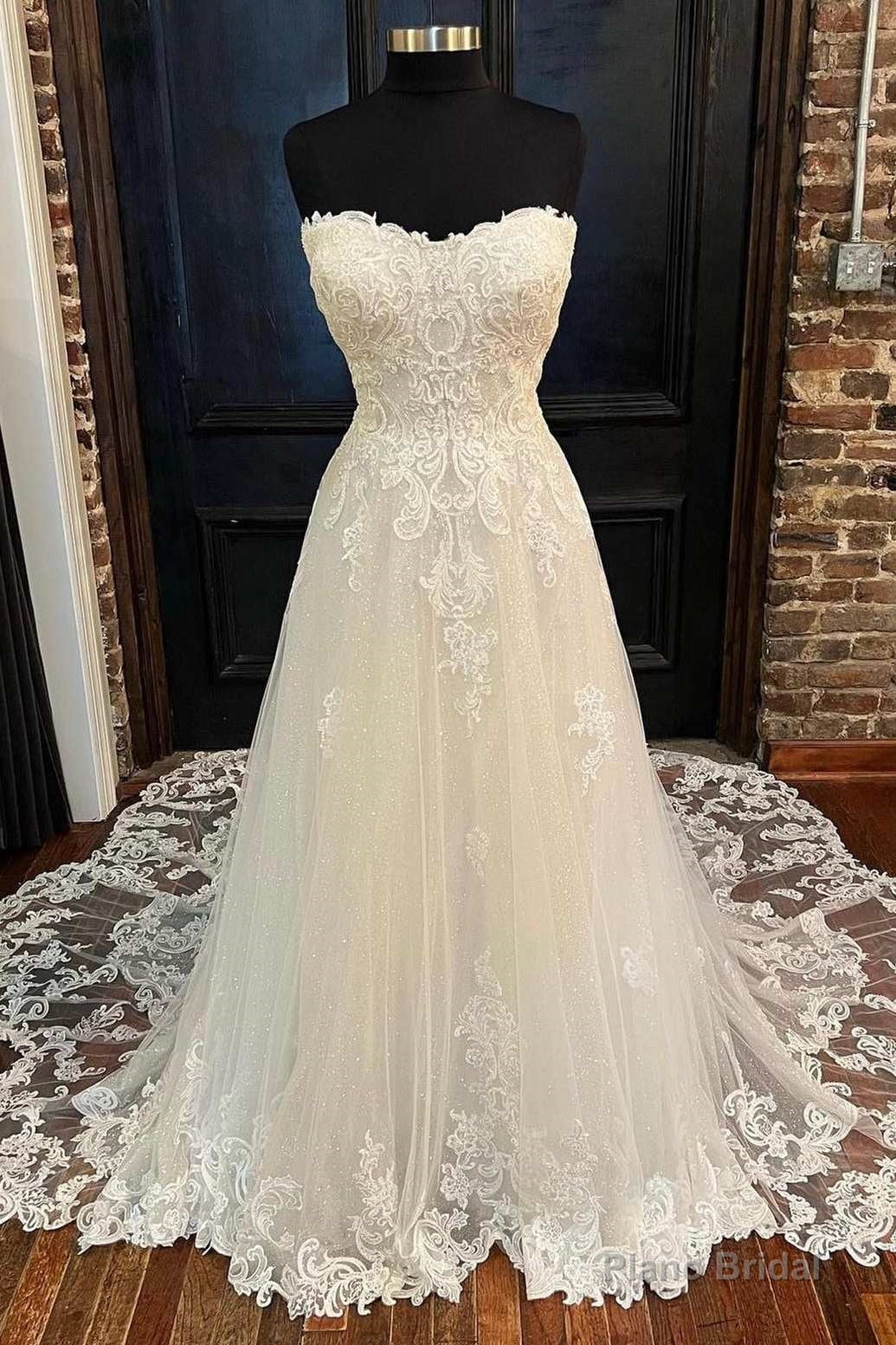 White Lace Tulle Strapless Long Bridal Gown Main image