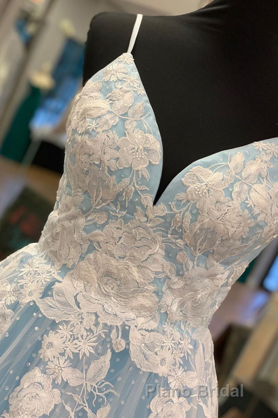 Elegant V Neck Lace-Up Back Pink Long Formal Prom Dresses with Appliques Secondary image