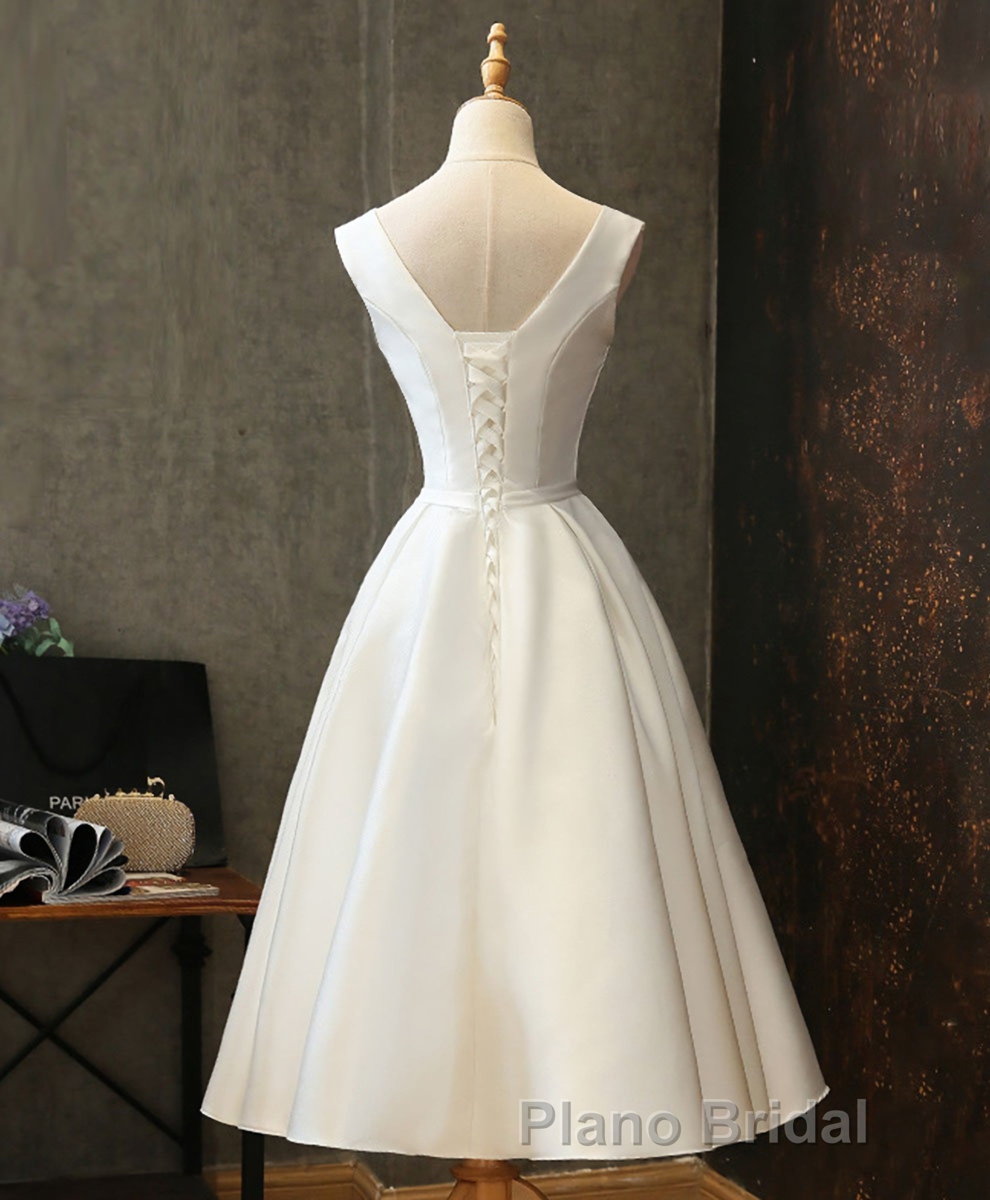 Simple V Neck White Short Formal Prom Dresses, White Homecoming Dresses Secondary image