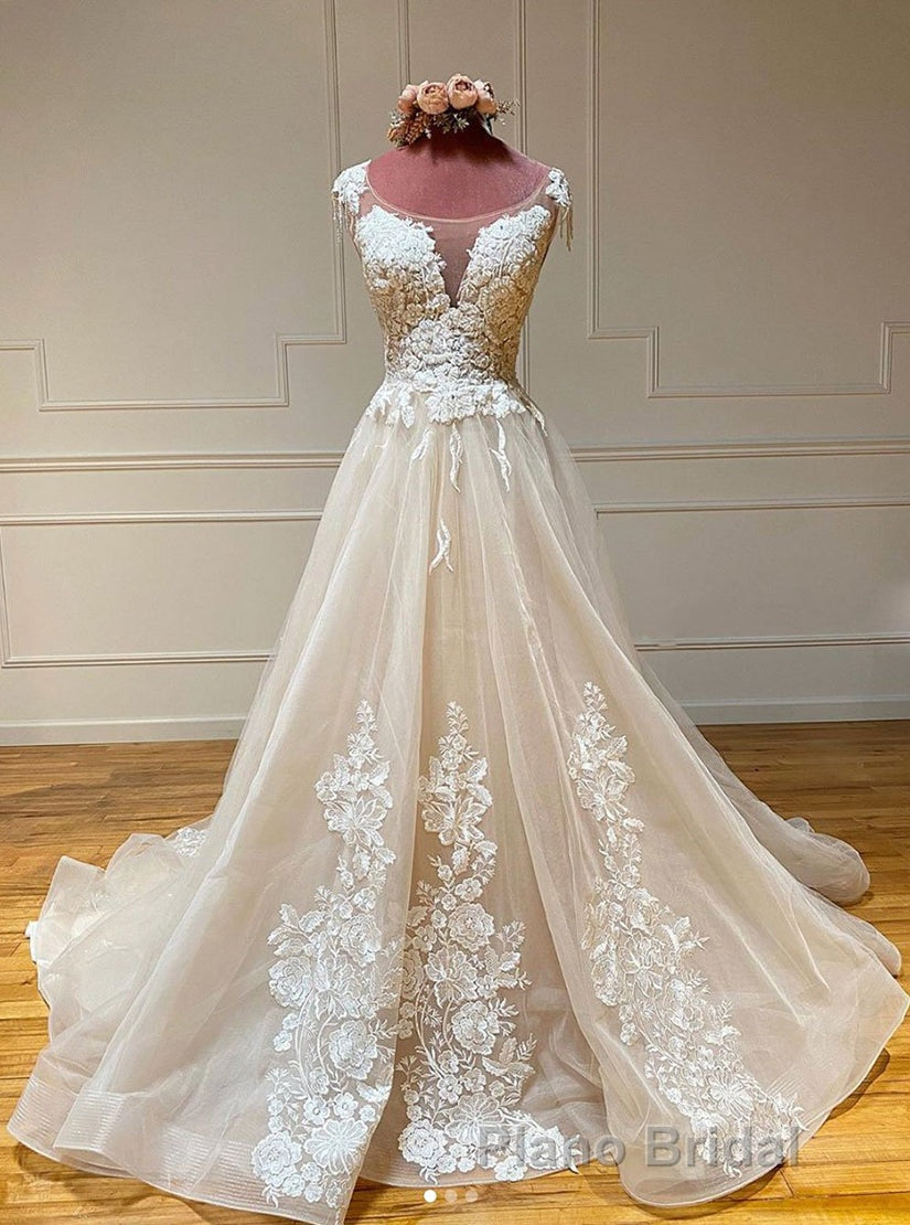 Champagne Sleeveless Round Neck Tulle Lace Long Formal Prom Dresses