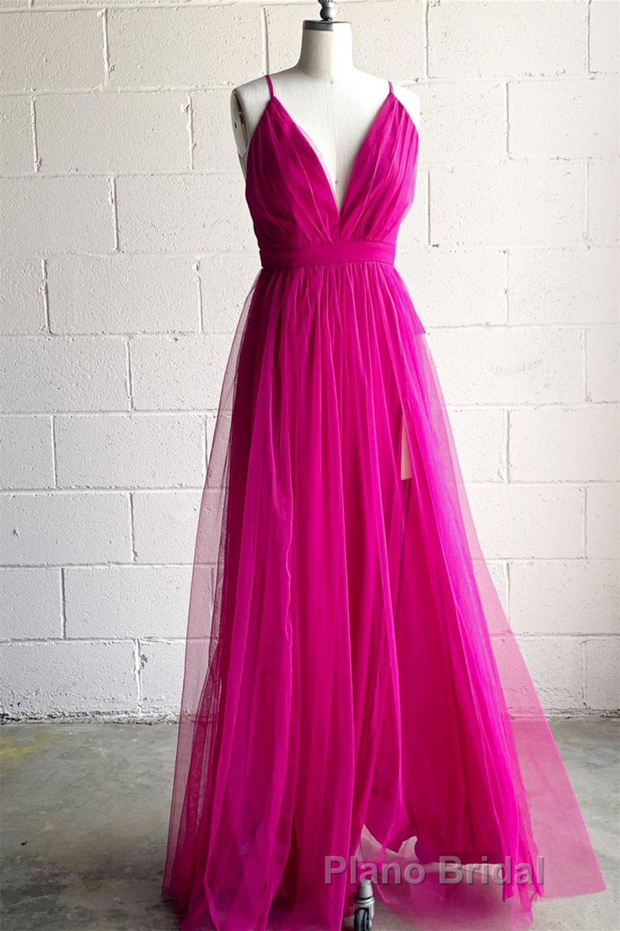 A-line V-Neck Pleated Tulle Long Bridesmaid Dresses with Slit