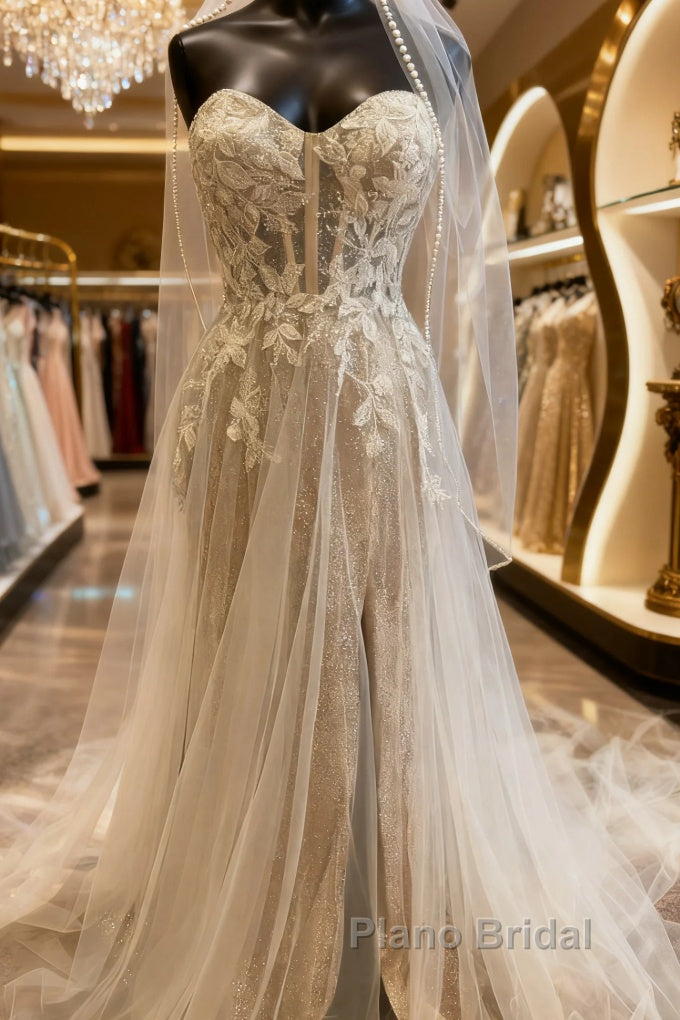 A-Line Sweetheart Neckline Tulle Wedding Dresses With Appliques Main image