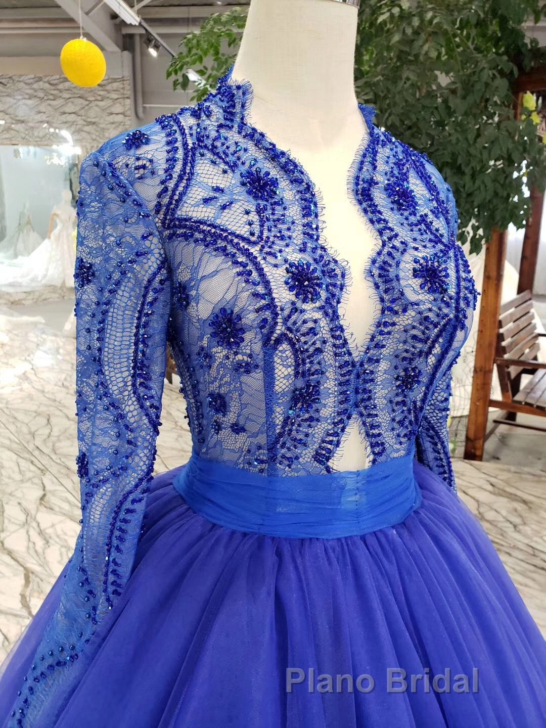 Blue Long Sleeves V Neck Tulle Formal Prom Dresses with Beading