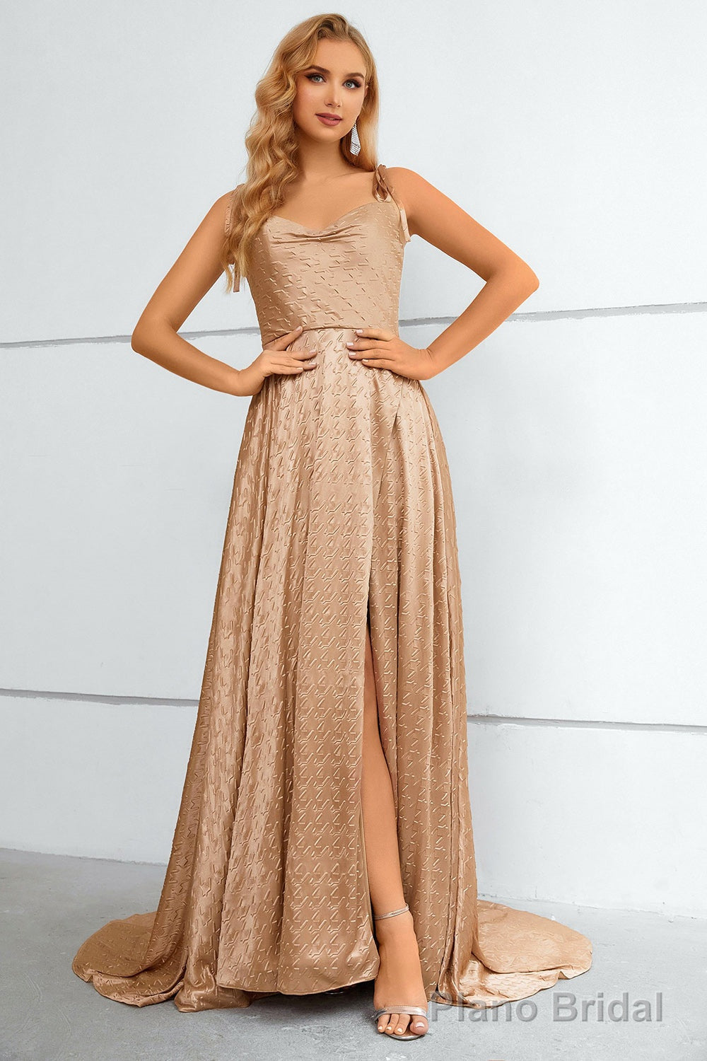 Khaki Spaghetti Straps Bowknot Prom Dress With Slit Main image