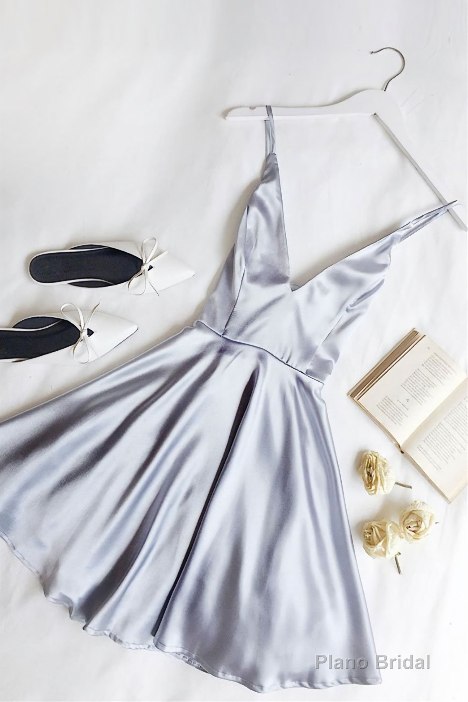 Cute Light Blue V Neck Satin Short Light Blue Homecoming Dresses Secondary image