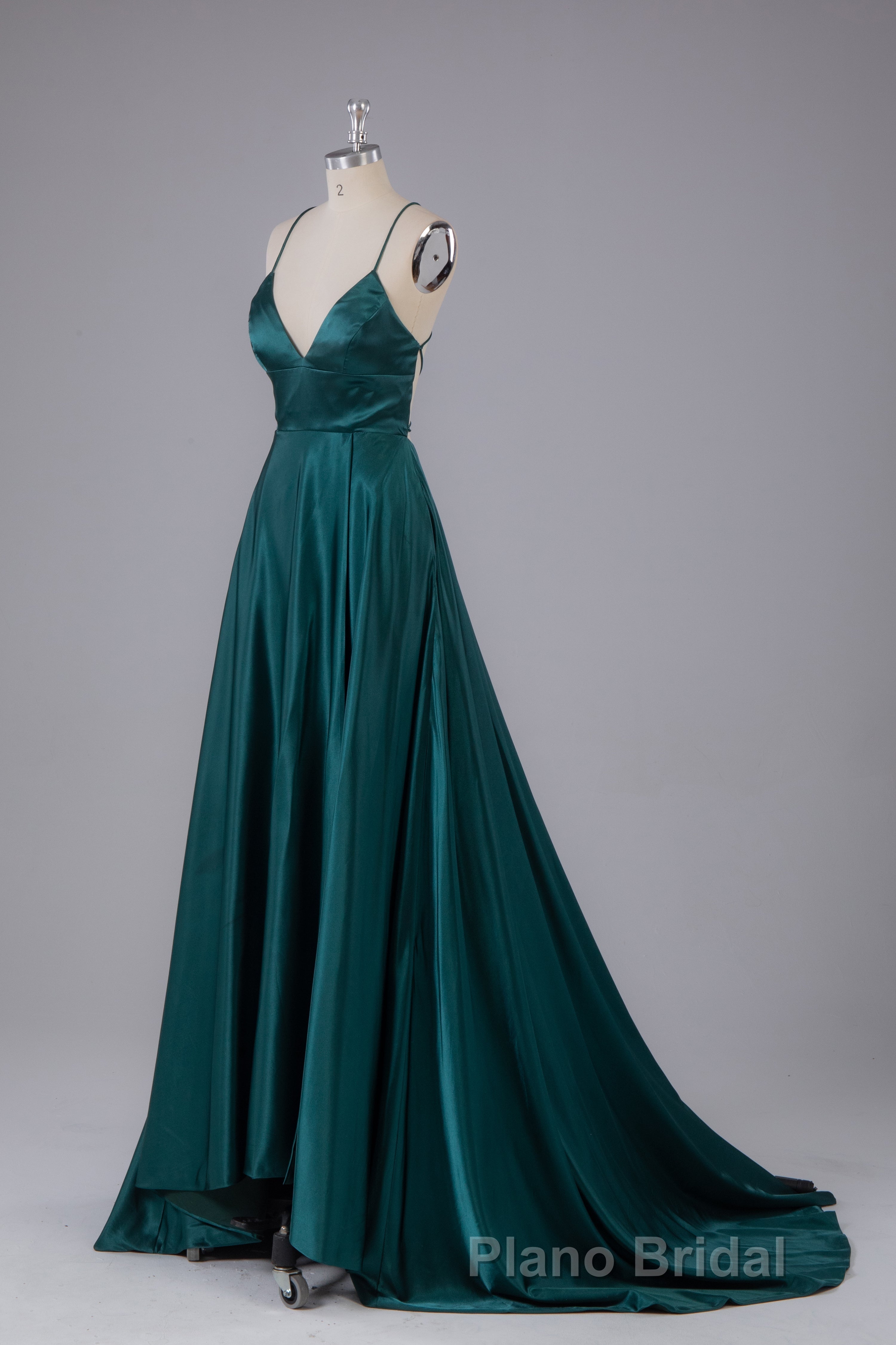 Elegant Open Back Spaghetti Straps Sweep Train Long Formal Prom Dresses