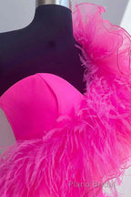 Ruffled Tulle Shoulder Hot Pink Short Homecoming Dresses with Feather
