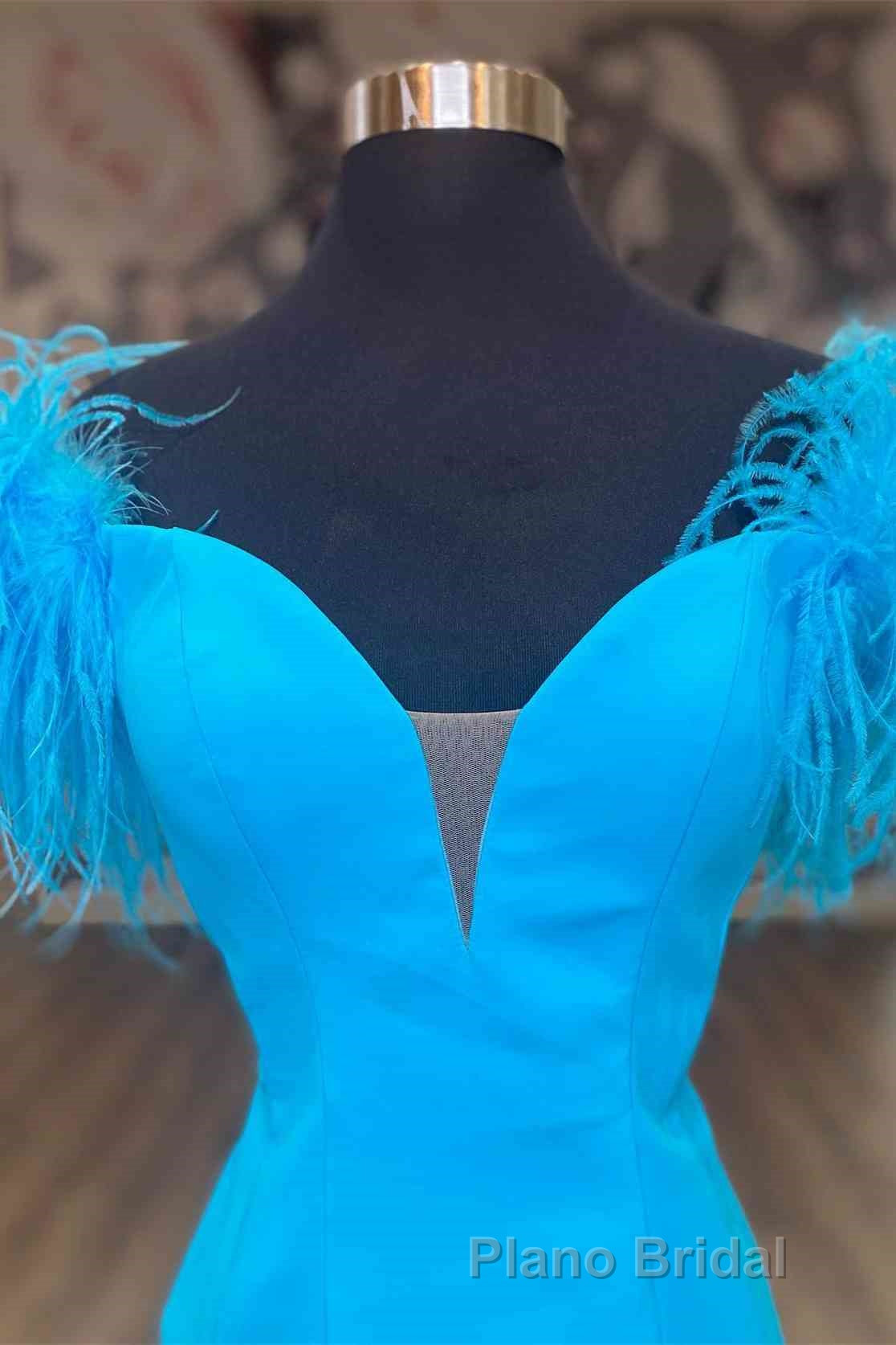 Fitted Feather Shoulder Blue Tight Homecoming Dresses