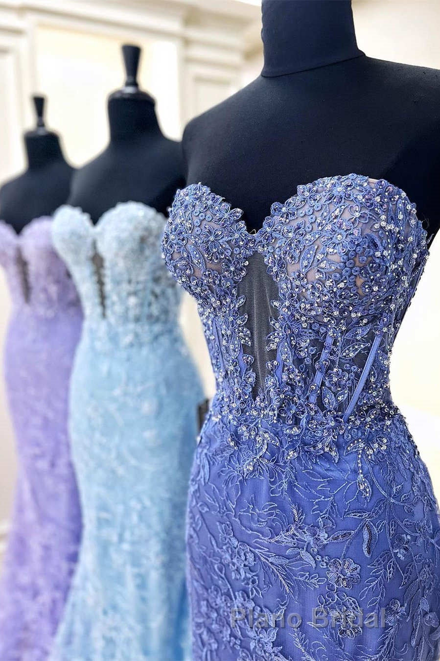 Sweetheart Periwinkle Keyhole Mermaid Formal Prom Dresses with Appliques