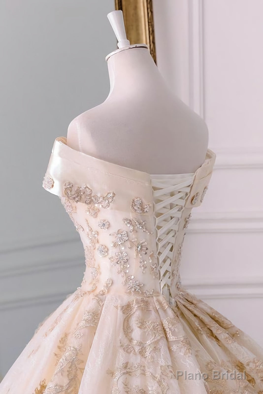 Off The Shoulder Ball Gown Sweetheart Wedding Dress, Long Appliques Bridal Dress Secondary image