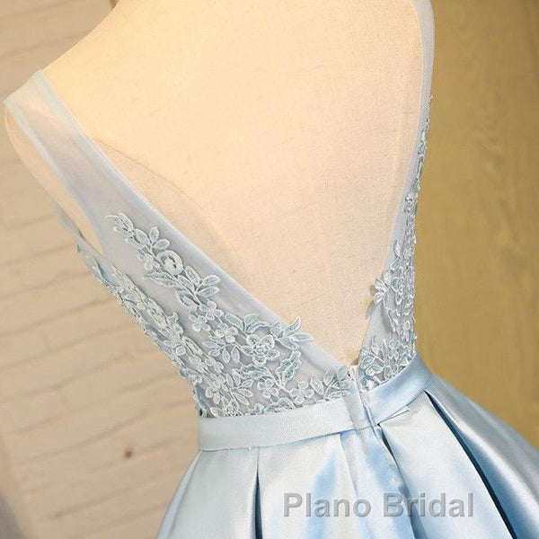 Blue A Line Princess V Neck Backless Appliques Homecoming Dresses