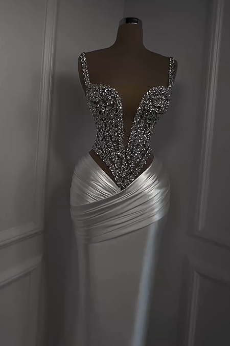 Silver Beads Deep V-Neck Pleats Mermaid Sparkle Prom Dresses Main image