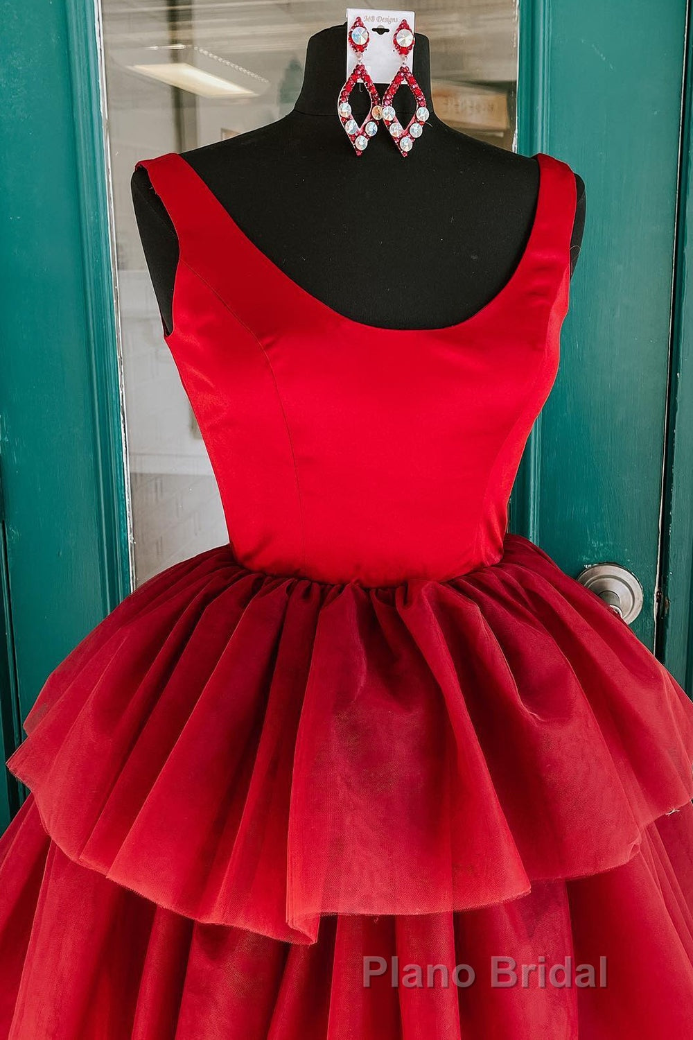 Red High Low Tiered Homecoming Dresses Secondary image