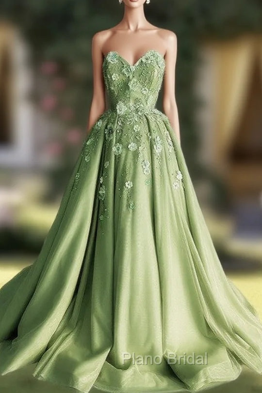 A-Line 3D Flowers Embroidey Tulle Strapless Dresses Main image