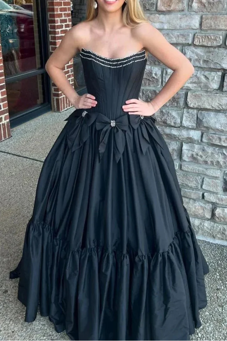 A-Line Black Scoop Neck Satin Long Formal Prom Dresses With Bow Knots