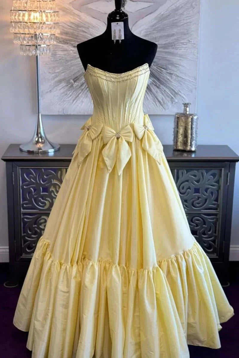A-Line Black Scoop Neck Satin Long Formal Prom Dresses With Bow Knots