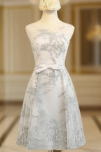 A-Line Boat Neck Knee-Length Tulle Homecoming Dresses With Applique