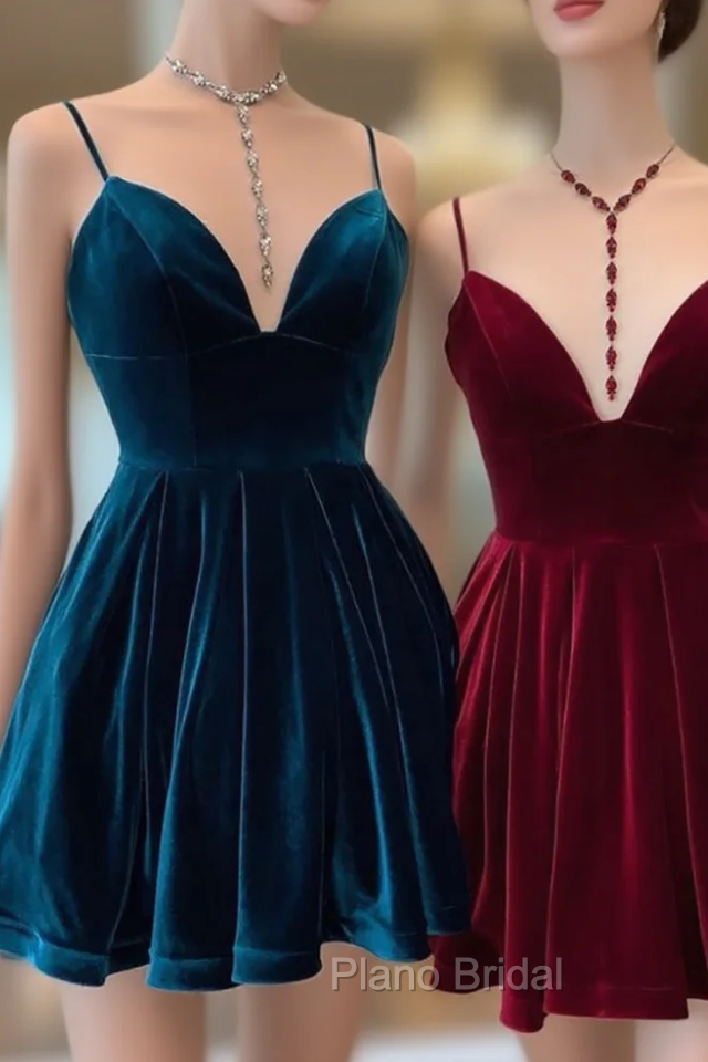 A-Line Burgundy Velvet Spaghetti Straps Backless Homecoming Dresses Main image
