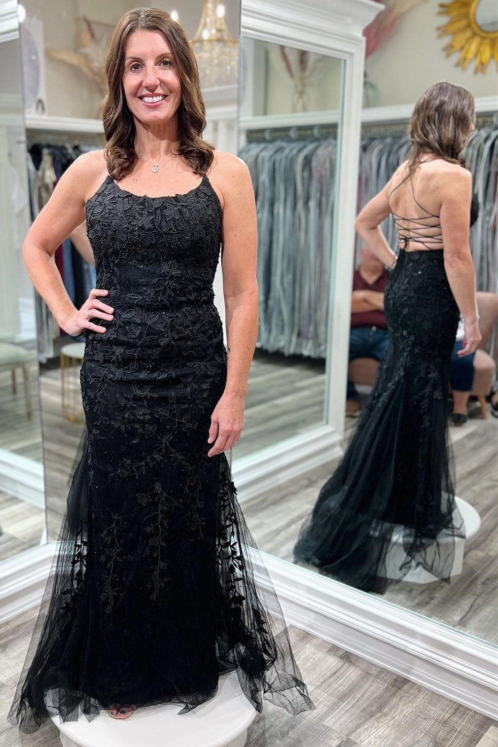 Red Floral Appliques Tulle Mermaid Long Formal Dresses