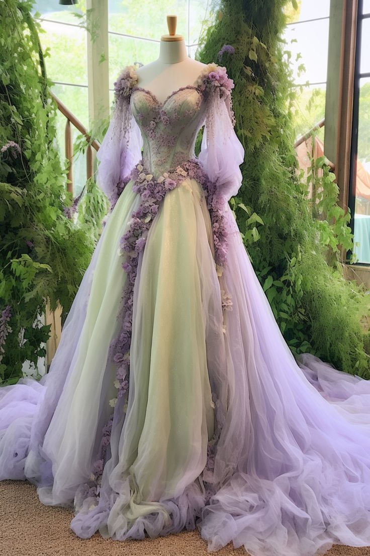 A Line Princess Floral Wedding Dresses Lace Applique Sweetheart Tulle Bridal Gown