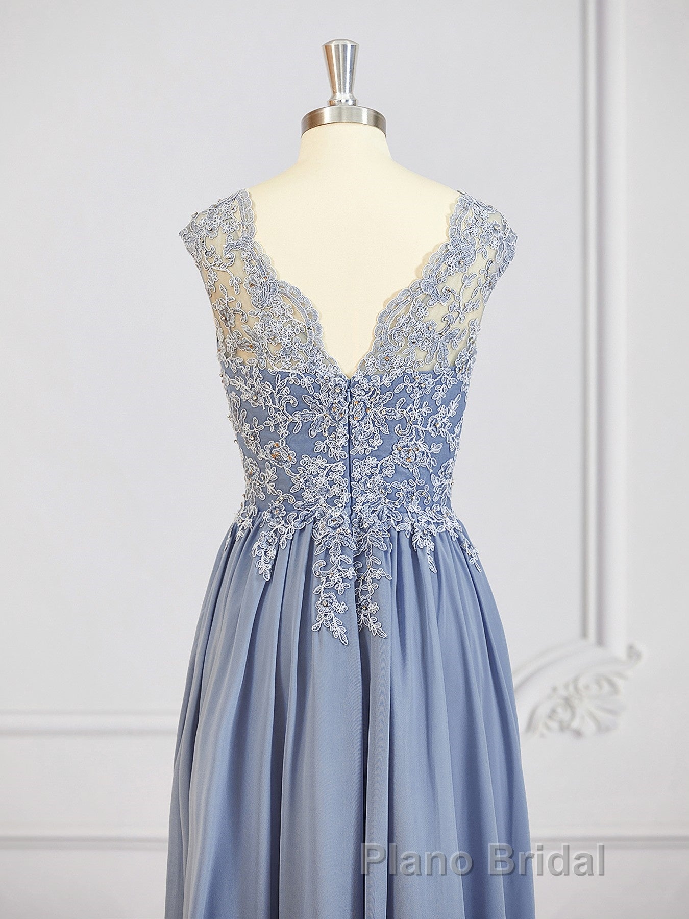 A-Line/Princess V-neck Floor-Length Chiffon Mother of the Bride Dresses With Appliques Lace