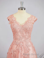 A-Line/Princess V-neck Floor-Length Tulle Mother of the Bride Dresses With Appliques Lace