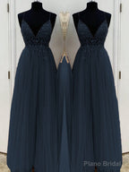 A-Line/Princess V-neck Floor-Length Tulle Prom Dresses With Beading