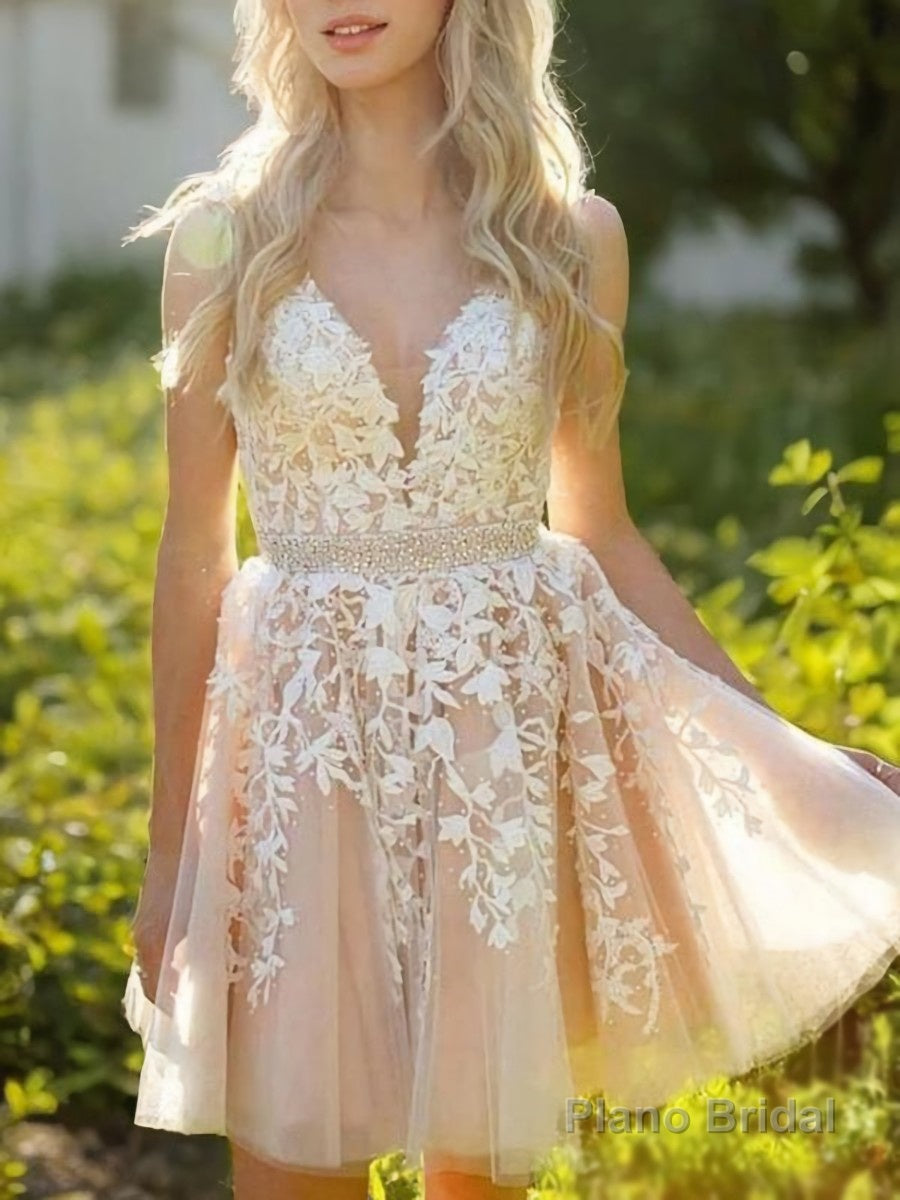 A-Line/Princess V-neck Short/Mini Tulle Homecoming Dresses With Appliques Lace Main image
