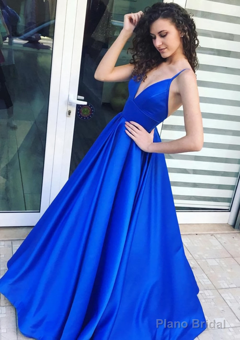 A-line/Princess V Neck Sleeveless Long/Floor-Length Satin Prom Dresses Main image
