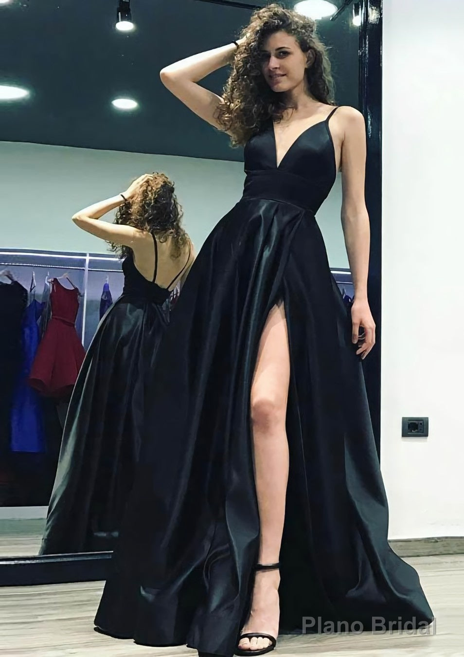A-line/Princess V Neck Sleeveless Sweep Train Satin Prom Dresses With Split Main image